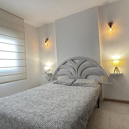 Apartamento De Playa En Santa Margarita. Roses Extérieur photo